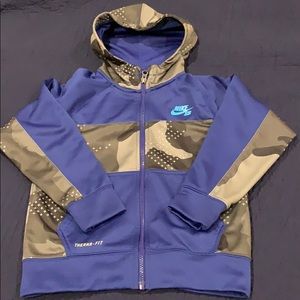 🌼 4/$20 Boys szS Nike zipper hoodie